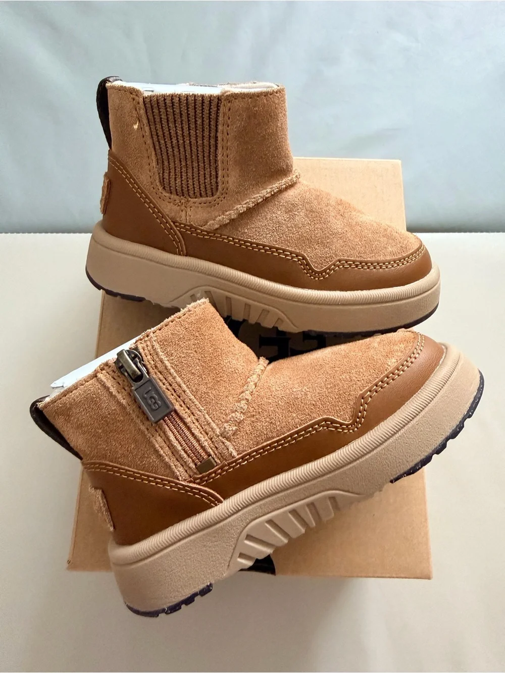 UGG Toddler Boy Chestnut Brown Suede Zip T Hamdi Booties | Size 8 | New